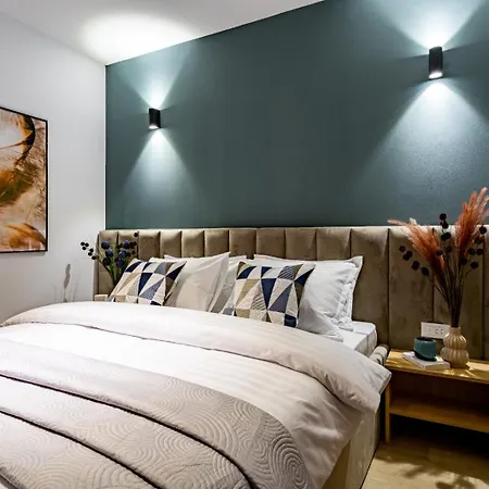 The Park - One-bedroom With A View Apartment