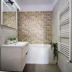 公寓 The Park - One-bedroom With A View 布加勒斯特