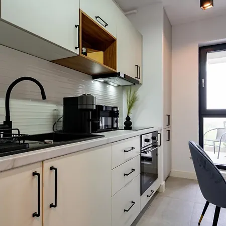 The Park - One-bedroom With A View * Bucureşti