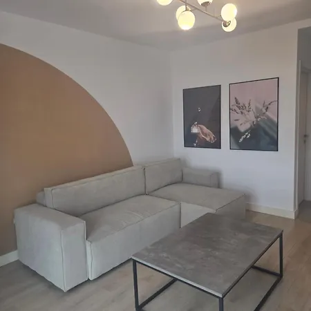 The Park - One-bedroom With A View Appartement Boekarest