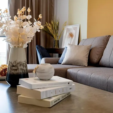 The Park - One-bedroom With A View Bucarest